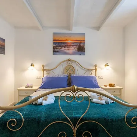 Le Antiche Conce 2 Apartment *